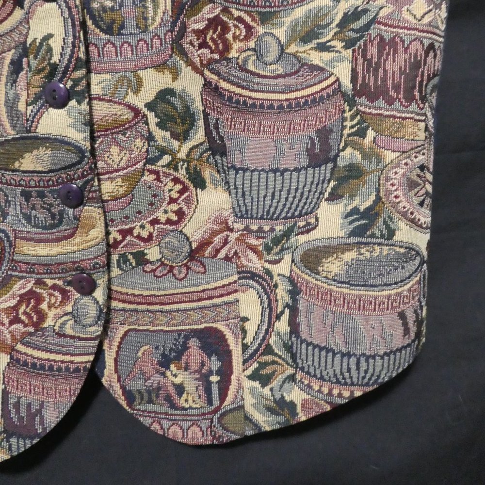 Vintage Tea, Coffee and Cream Tapestry Vest | Mint Condition | Made In Canada - Picture 8 of 14